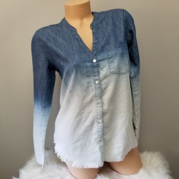 Joie Tops - Soft Joie Chambray Long Sleeve Button Down Top XS